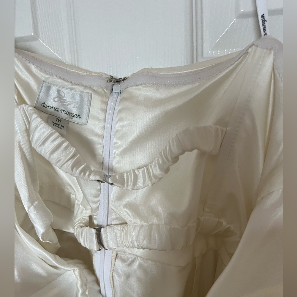 Donna Morgan White Cocktail Dress - Picture 3 of 5